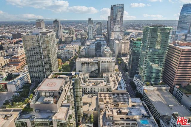 645 W 9th Street 740, Los Angeles, CA 90015