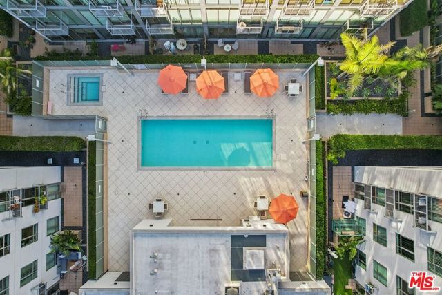 645 W 9th Street 740, Los Angeles, CA 90015