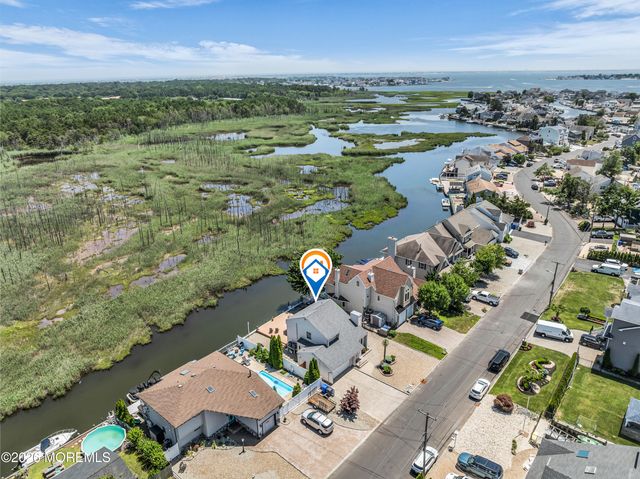 157 Royal Drive, Brick, NJ 08723