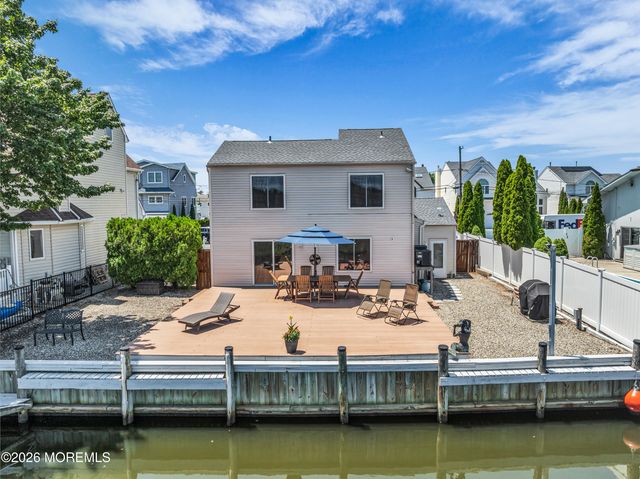 157 Royal Drive, Brick, NJ 08723