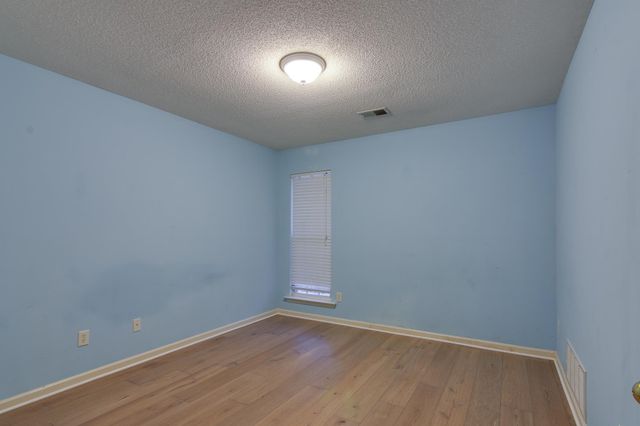 5443 MILTON RIDGE DR, Arlington, TN 38002