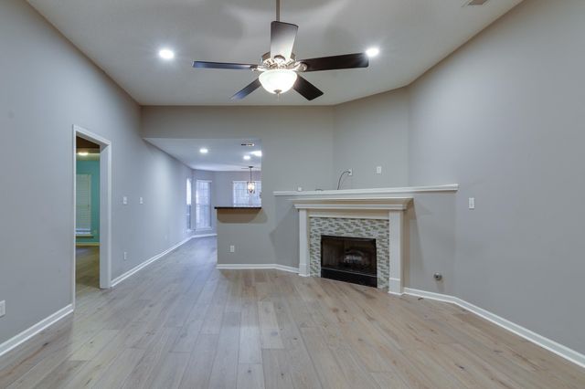 5443 MILTON RIDGE DR, Arlington, TN 38002