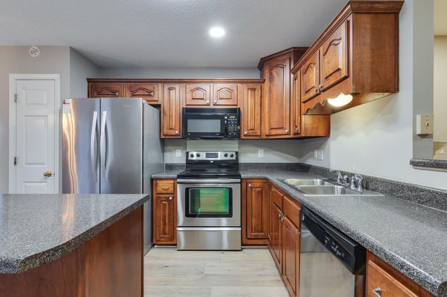 5443 MILTON RIDGE DR, Arlington, TN 38002