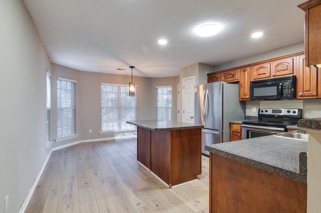 5443 MILTON RIDGE DR, Arlington, TN 38002