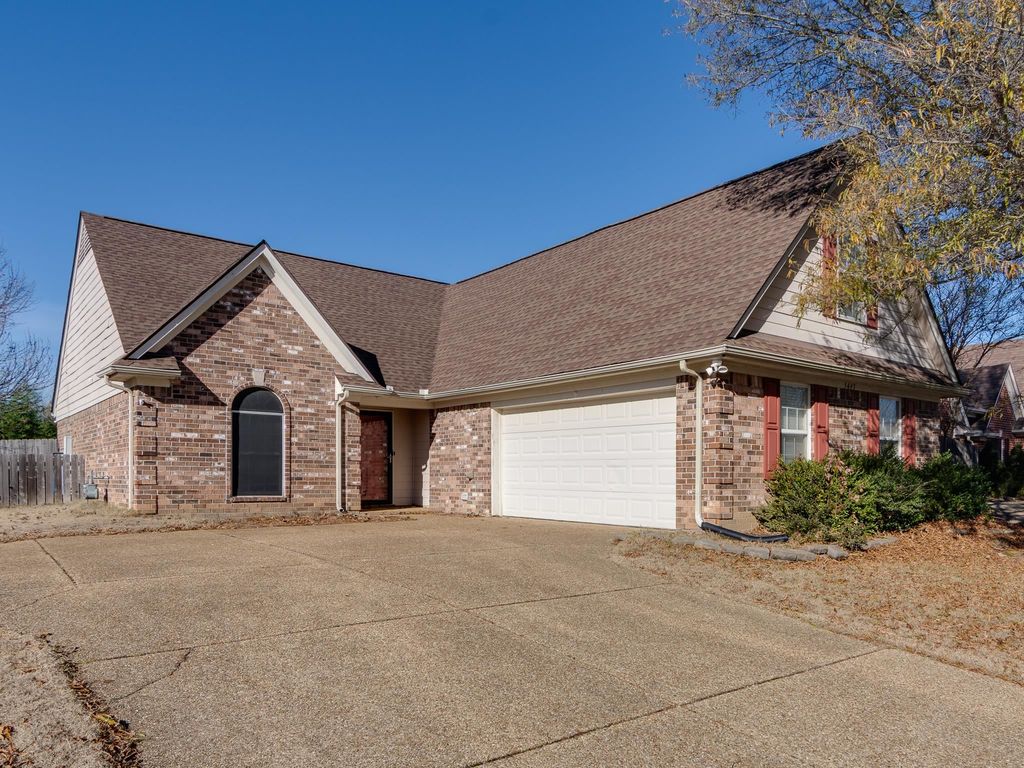 5443 MILTON RIDGE DR, Arlington, TN 38002