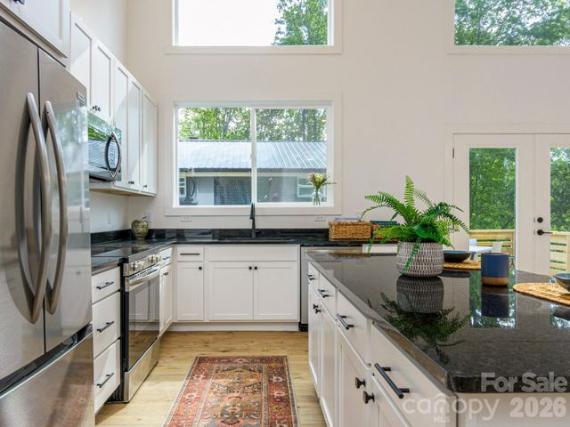 116 Shady Oak Drive, Asheville, NC 28803