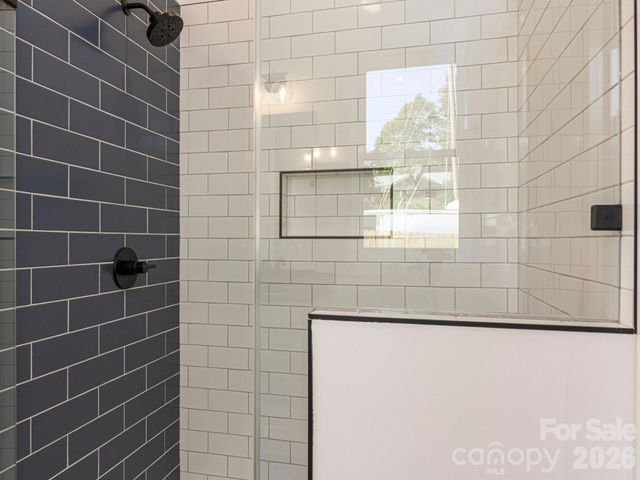 116 Shady Oak Drive, Asheville, NC 28803
