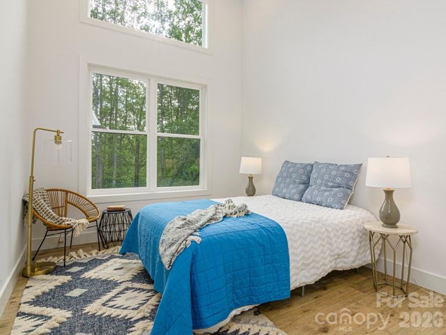 116 Shady Oak Drive, Asheville, NC 28803