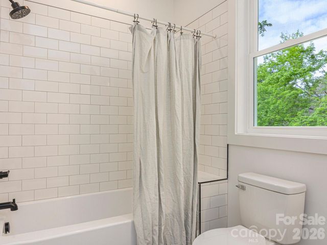 116 Shady Oak Drive, Asheville, NC 28803