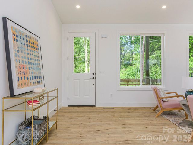 116 Shady Oak Drive, Asheville, NC 28803