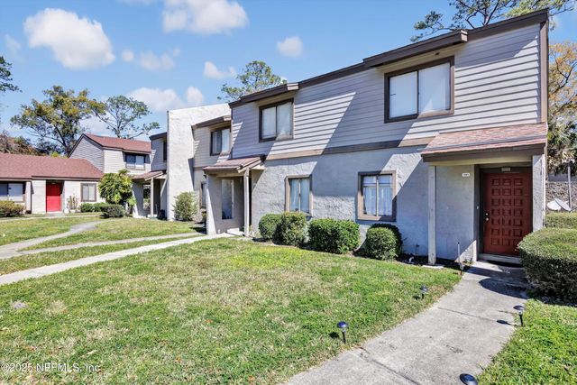 8300 PLAZA GATE Lane, 1062, Jacksonville, FL 32217