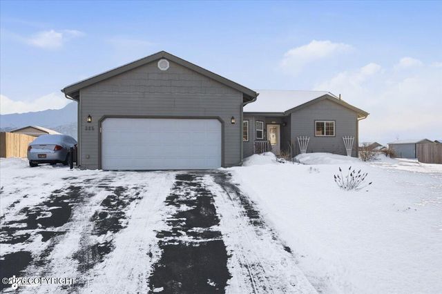 325 S Conestoga Loop, Palmer, AK 99645