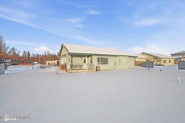 325 S Conestoga Loop, Palmer, AK 99645