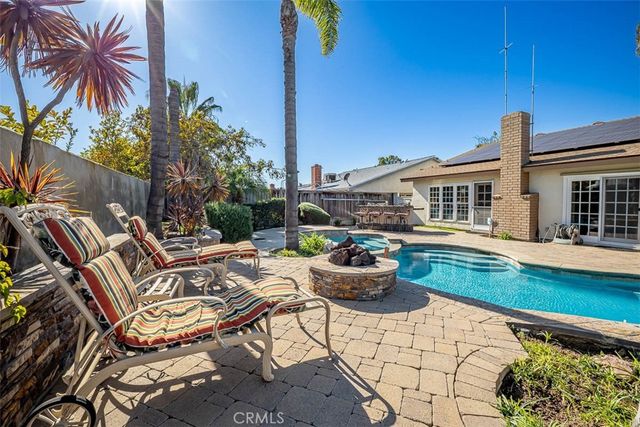 23372 Dune Mear Road, Lake Forest, CA 92630