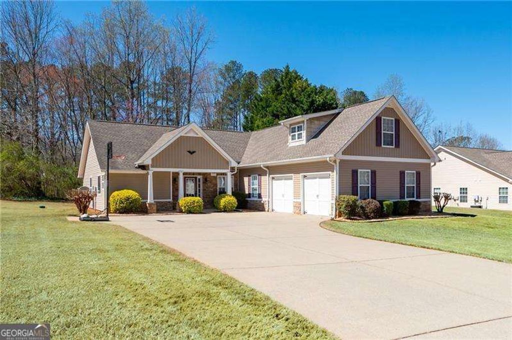 85 Stiles Drive, Dallas, GA 30132
