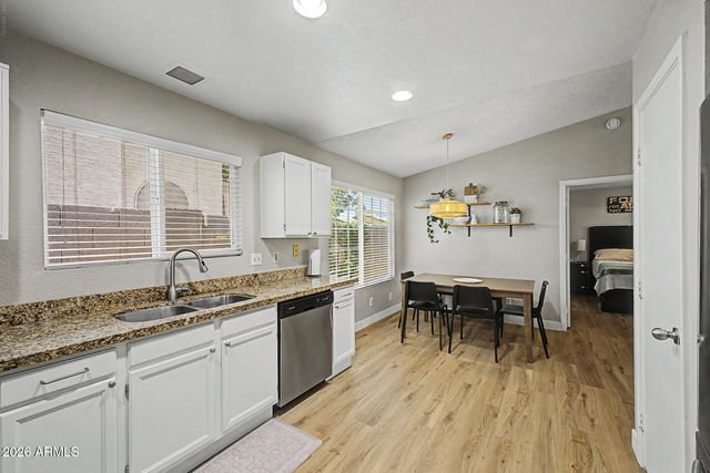4054 E CONTESSA Street, Mesa, AZ 85205