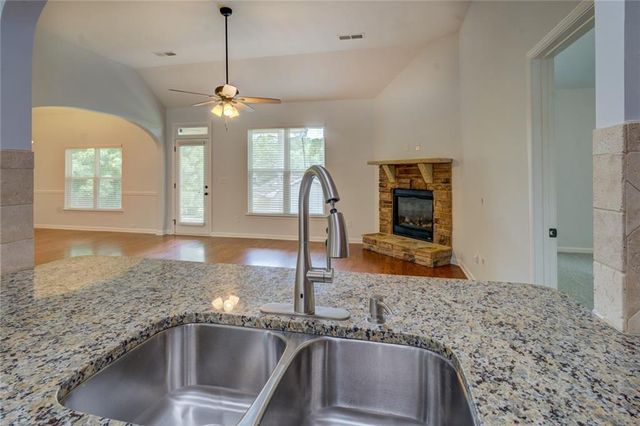 9187 Plantation Circle, Covington, GA 30014