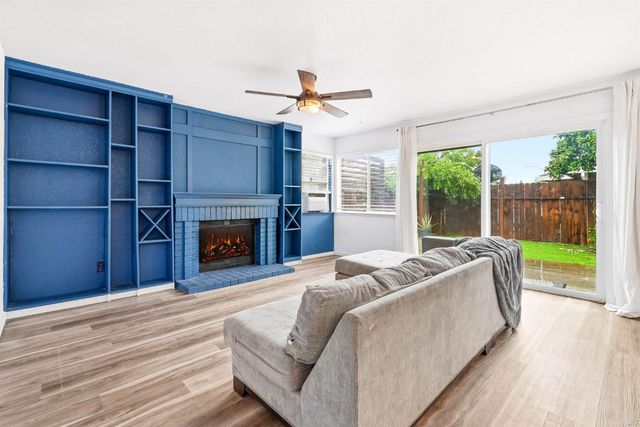 8421 Morning Skye Way, Antelope, CA 95843