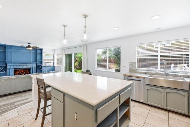 8421 Morning Skye Way, Antelope, CA 95843