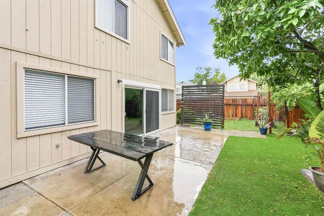8421 Morning Skye Way, Antelope, CA 95843