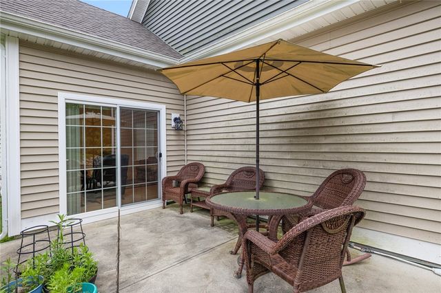 5 Fairway Drive, Smithfield, RI 02917