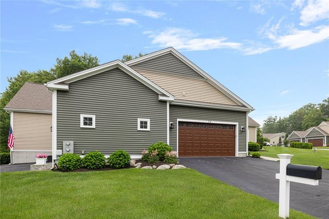 5 Fairway Drive, Smithfield, RI 02917