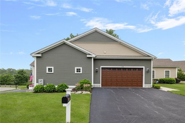 5 Fairway Drive, Smithfield, RI 02917