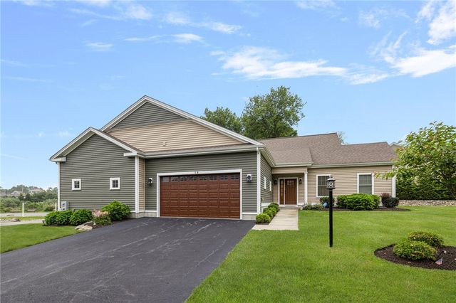 5 Fairway Drive, Smithfield, RI 02917