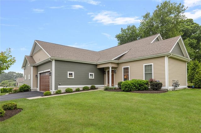 5 Fairway Drive, Smithfield, RI 02917