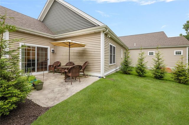 5 Fairway Drive, Smithfield, RI 02917