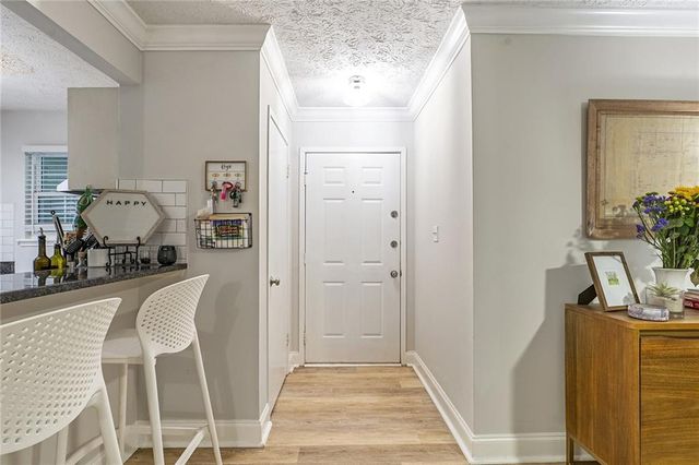 6800 Glenridge Drive 6820a, Atlanta, GA 30328