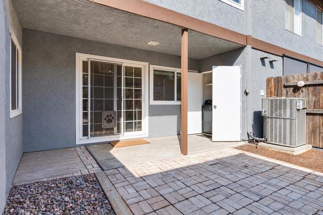310 Sun Court, El Cajon, CA 92021