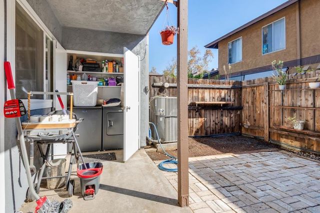 310 Sun Court, El Cajon, CA 92021