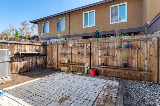 310 Sun Court, El Cajon, CA 92021
