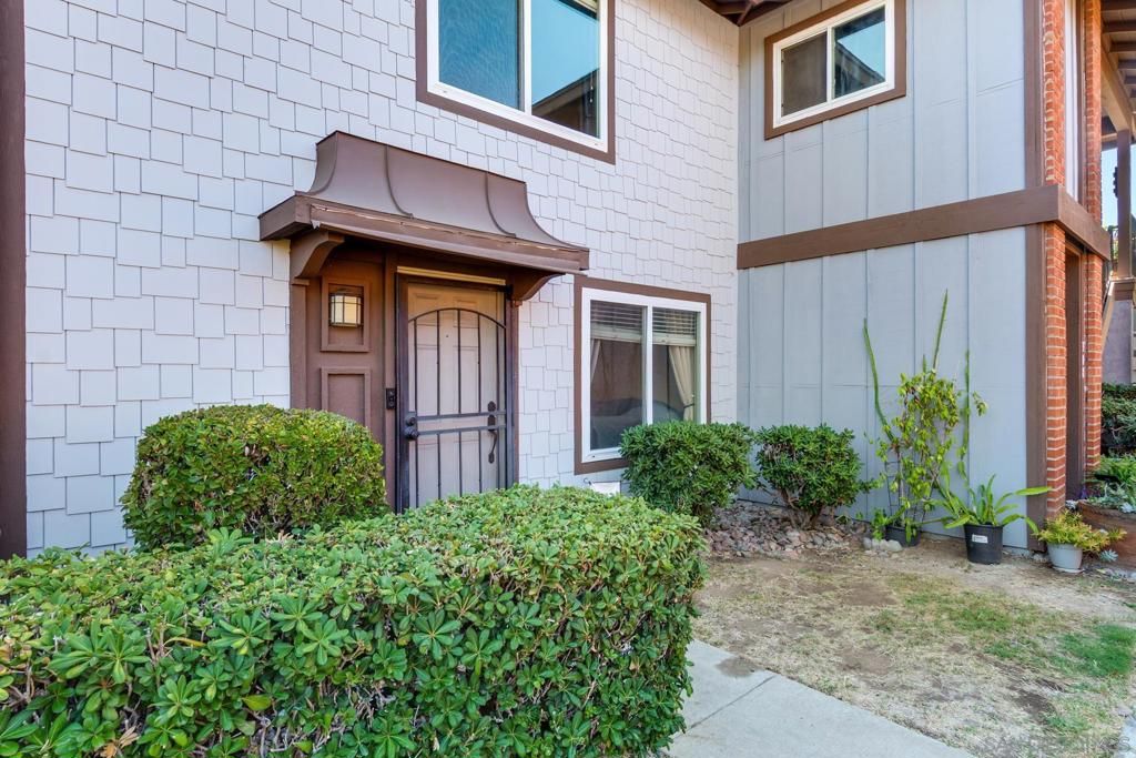 310 Sun Court, El Cajon, CA 92021