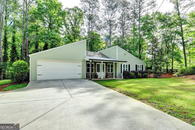 4243 N Arnold Mill Road, Woodstock, GA 30188