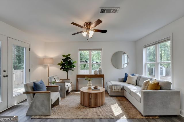 4243 N Arnold Mill Road, Woodstock, GA 30188