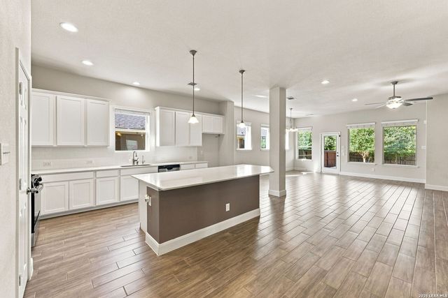 10245 Nate Range, San Antonio, TX 78254