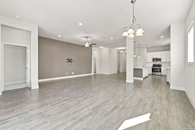 10245 Nate Range, San Antonio, TX 78254