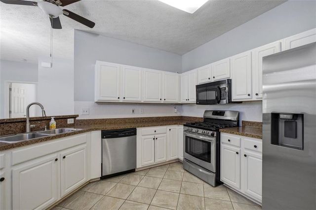 3732 Villa Springs Circle, Powder Springs, GA 30127