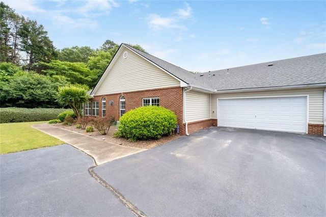 3732 Villa Springs Circle, Powder Springs, GA 30127