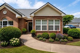 3732 Villa Springs Circle, Powder Springs, GA 30127