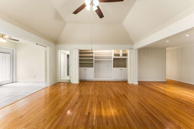 8475 McCrory Ln, Nashville, TN 37221