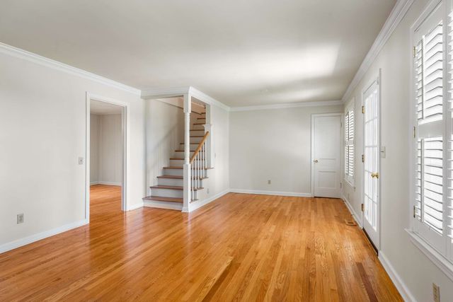 8475 McCrory Ln, Nashville, TN 37221