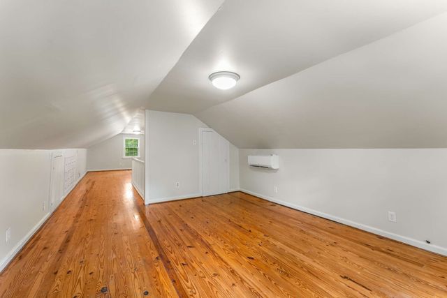 8475 McCrory Ln, Nashville, TN 37221