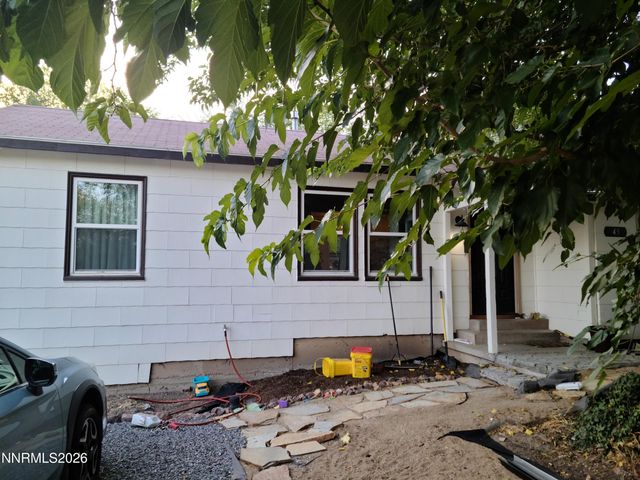 45 Sutton Way, Reno, NV 89512
