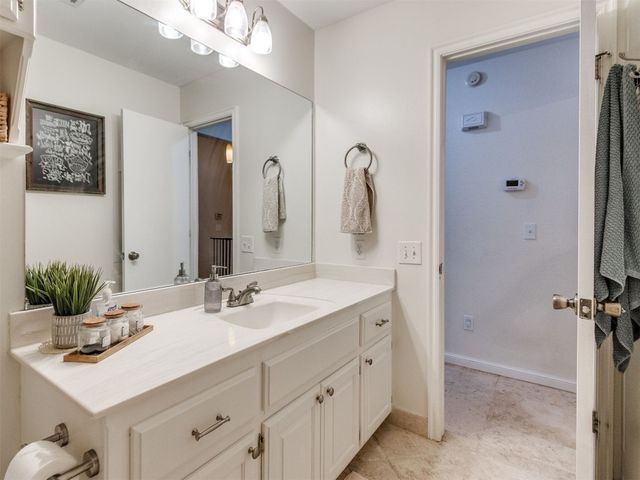 2613 E Hills Drive, Moore, OK 73160