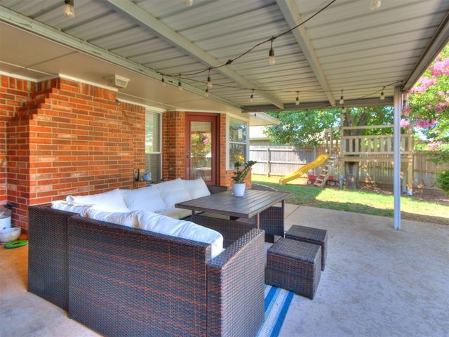 2613 E Hills Drive, Moore, OK 73160
