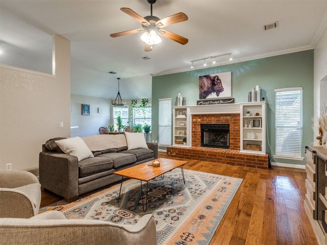 2613 E Hills Drive, Moore, OK 73160