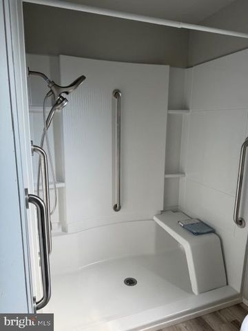 512 WILLOW LN, North Wales, PA 19454